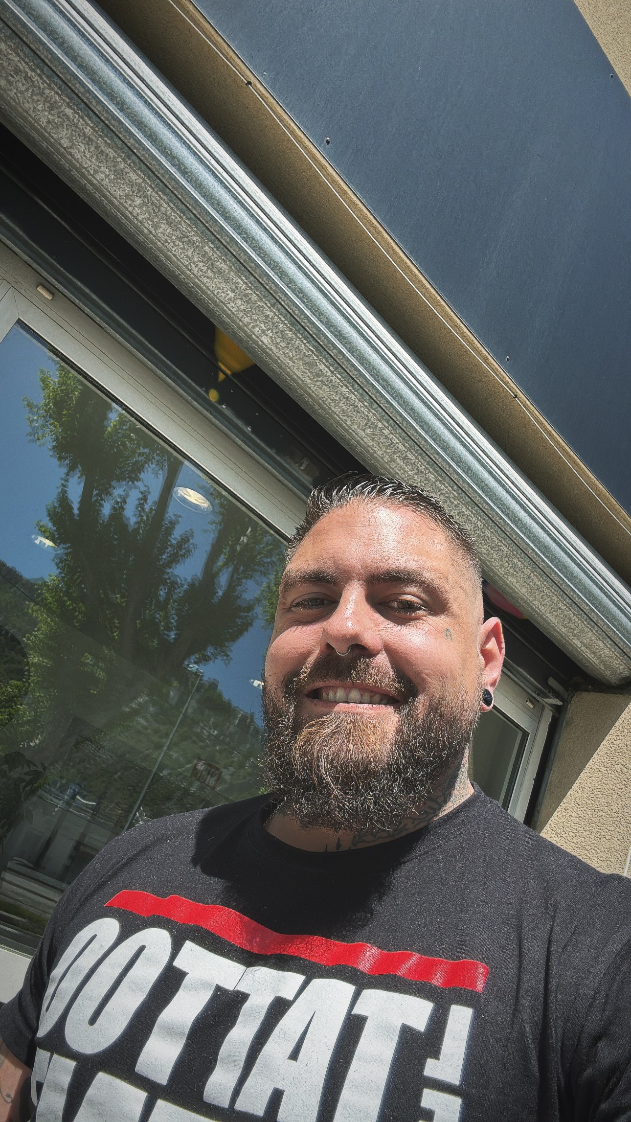 Profil de Santu, 36 ans, Sex Rencontre à Bernhardzell