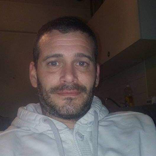 Profil de Geoffroy, 47 ans, Sex Rencontre à Bronschhofen