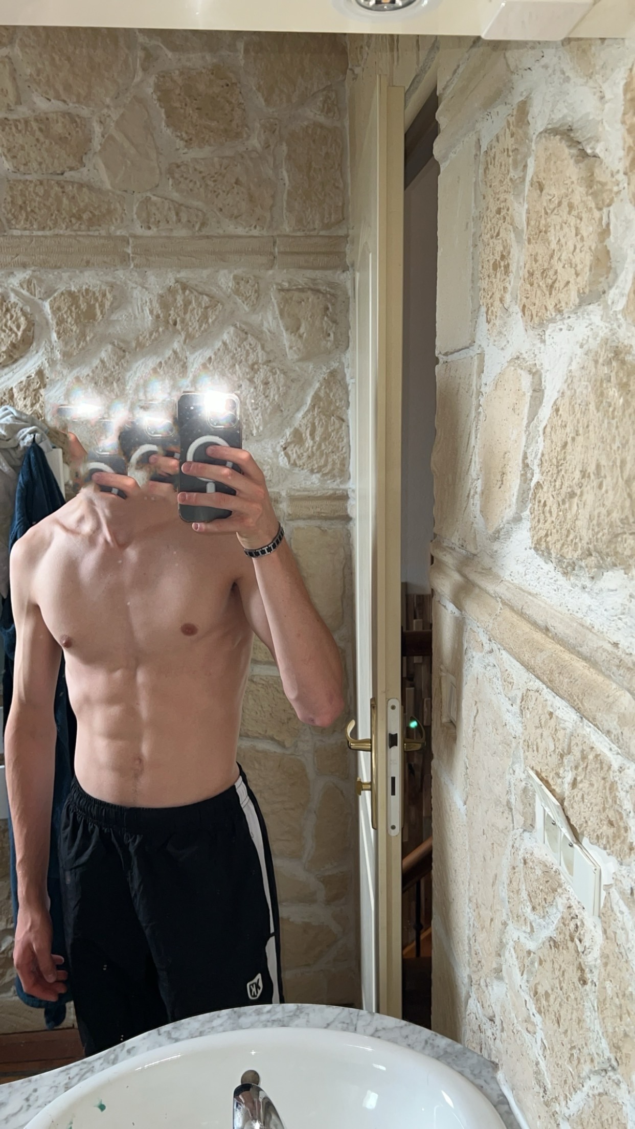 Profil de Ryless, 19 ans, Sex Rencontre à Gingins