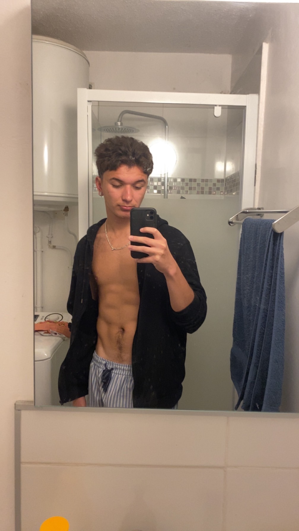 Profil de Sheun, 21 ans, Sex Rencontre à Signy