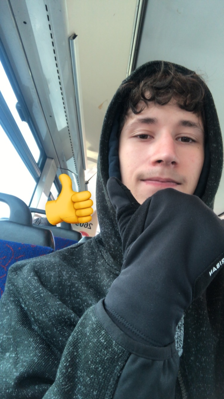 Profil de Benyoucef, 19 ans, Sex Rencontre à Petit Vichères (Liddes)