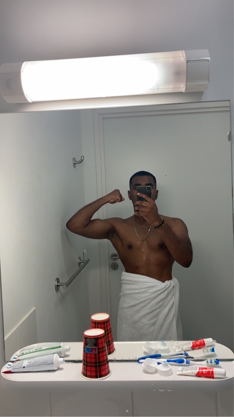 Profil de Cedrick, 26 ans, Sex Rencontre à Jonschwil