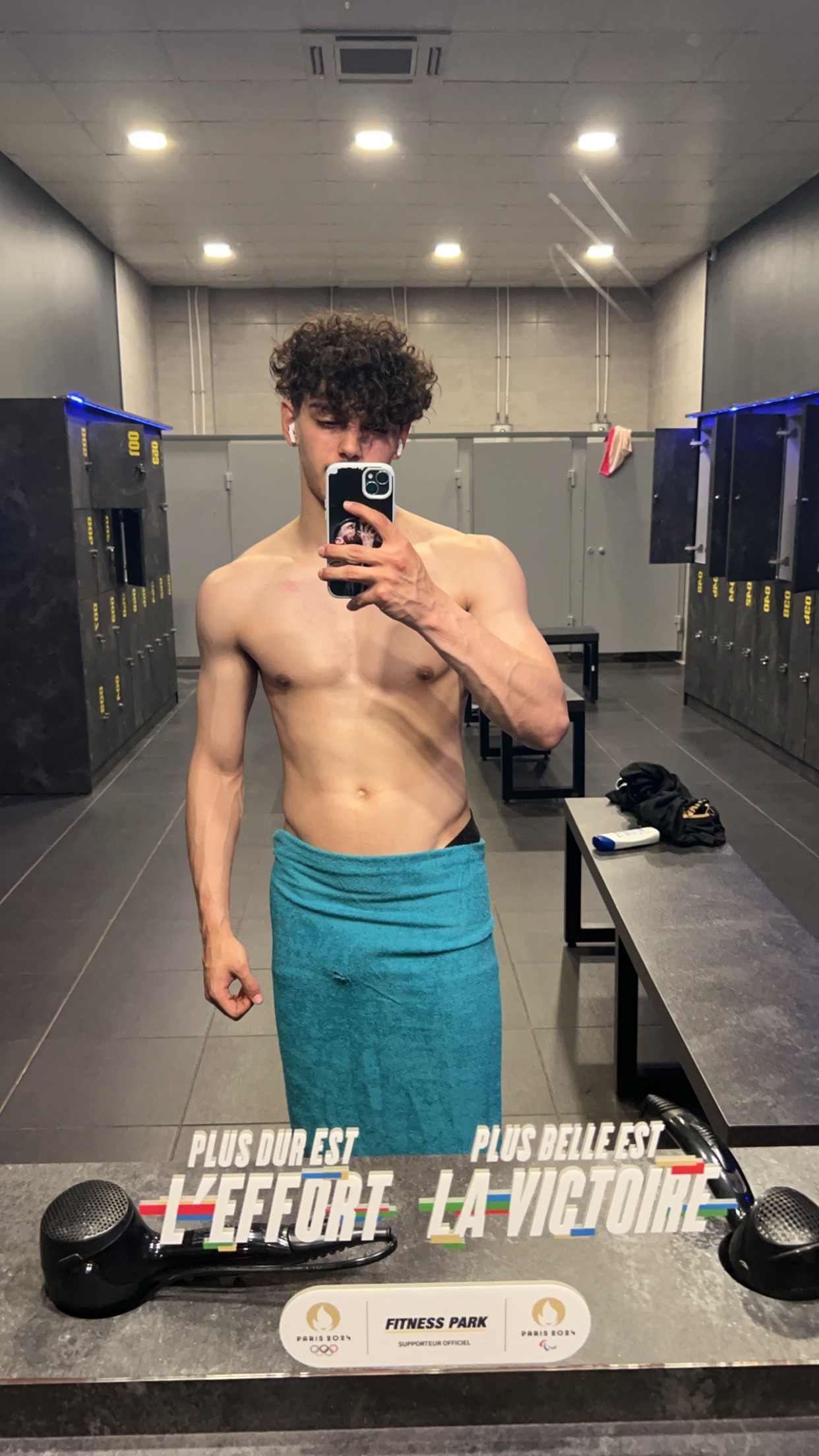 Profil de Clint, 22 ans, Sex Rencontre à St-Cergue