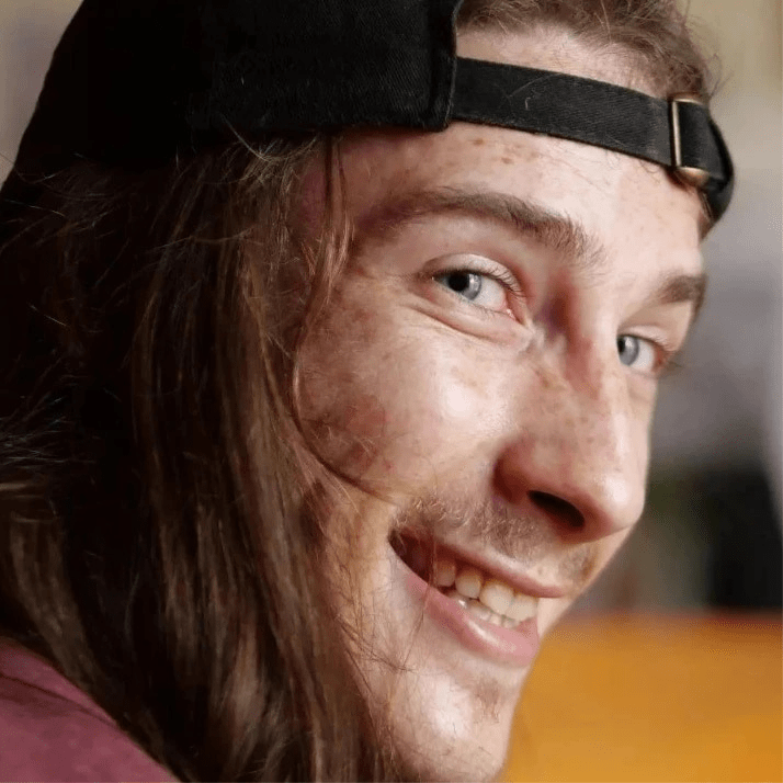 Profil de Kostia, 28 ans, Sex Rencontre à Blumenstein