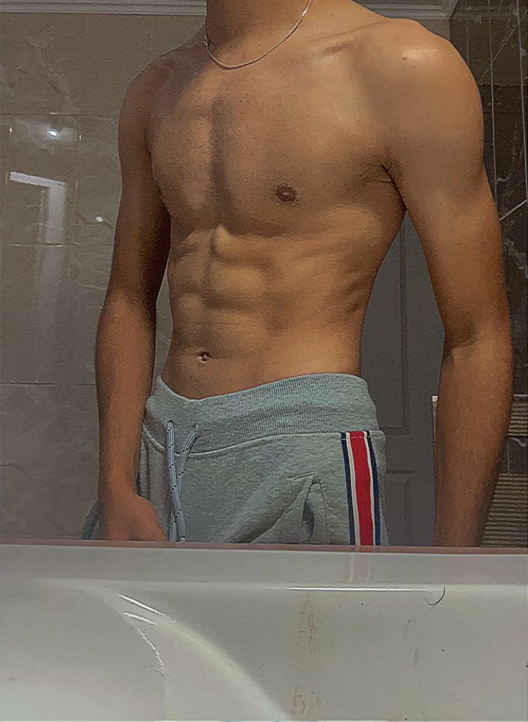 Profil de Henny, 22 ans, Sex Rencontre à Dongio