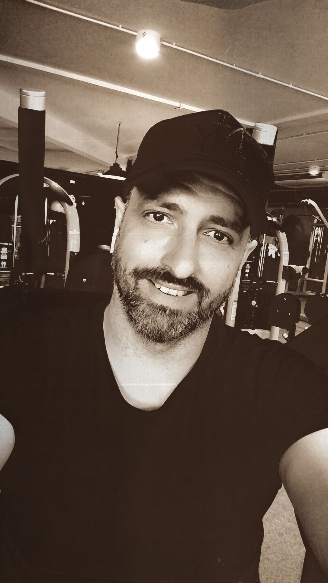 Profil de Charles-edward, 39 ans, Sex Rencontre à Alikon