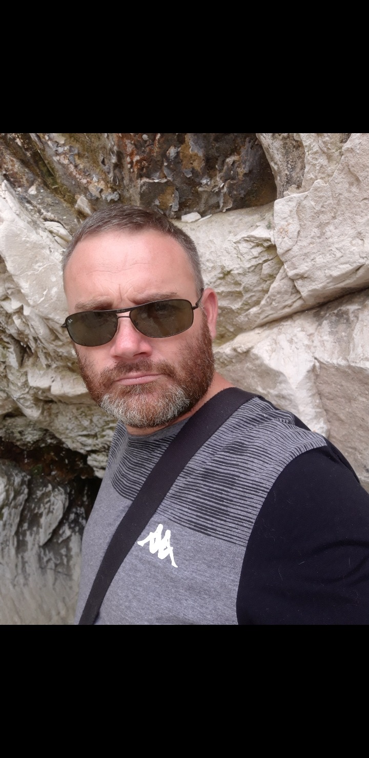 Profil de Bayrem, 48 ans, Sex Rencontre à Champoussin
