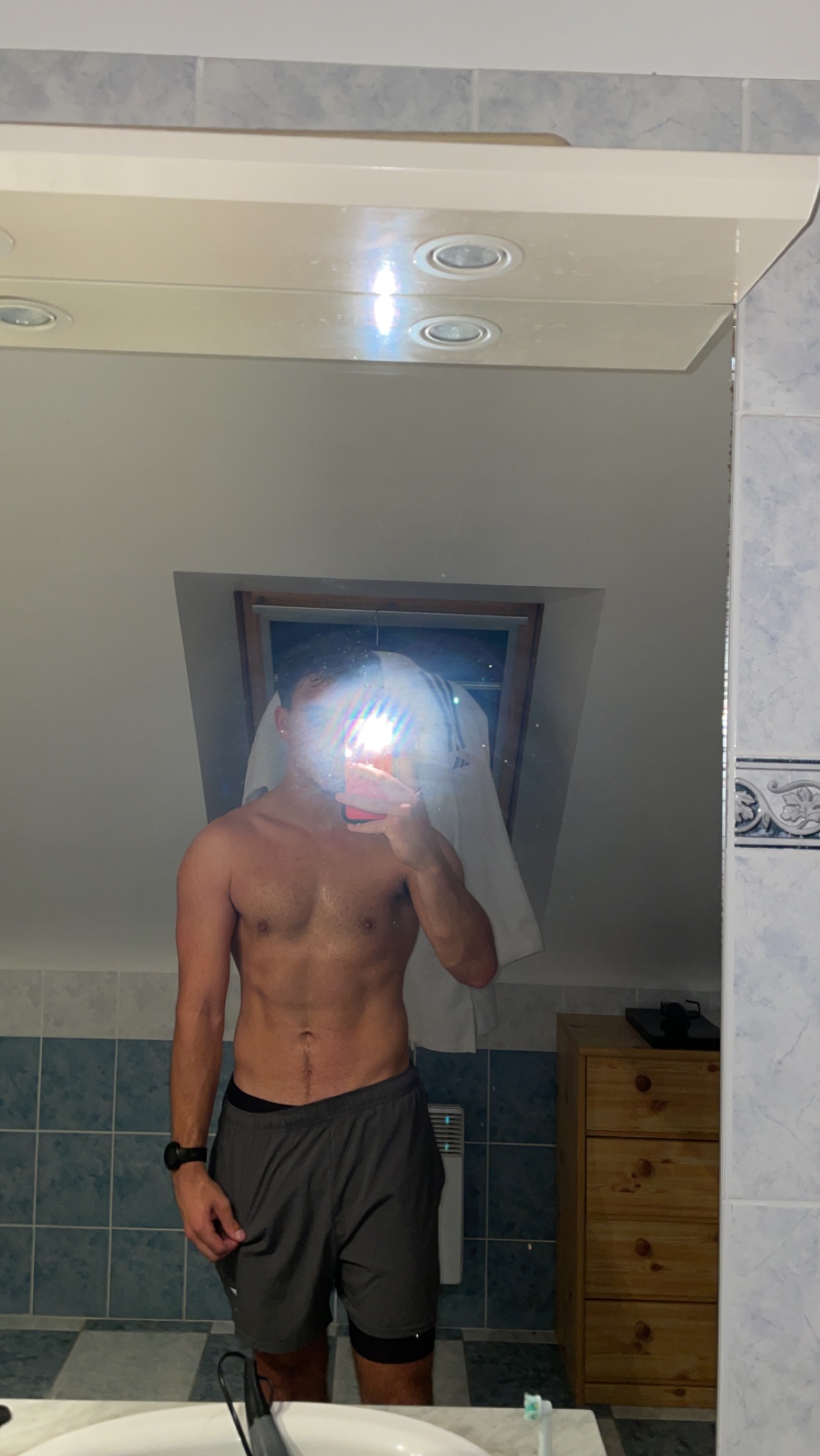 Profil de Edwyn, 24 ans, Sex Rencontre à Lobsigen