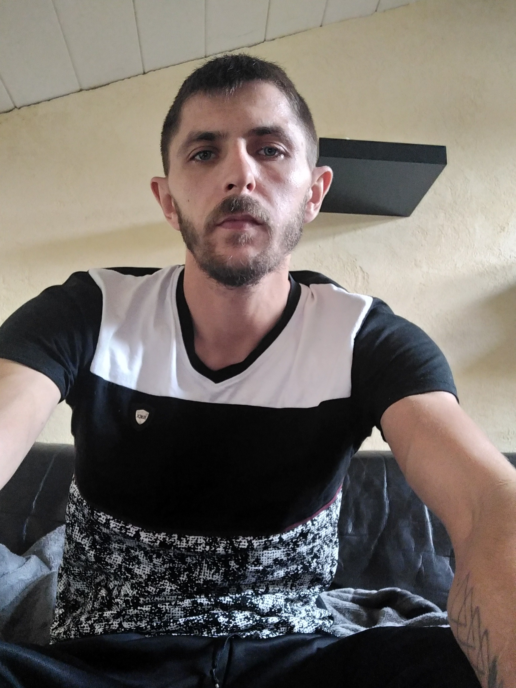 Profil de Ilkan, 34 ans, Sex Rencontre à Niedergesteln