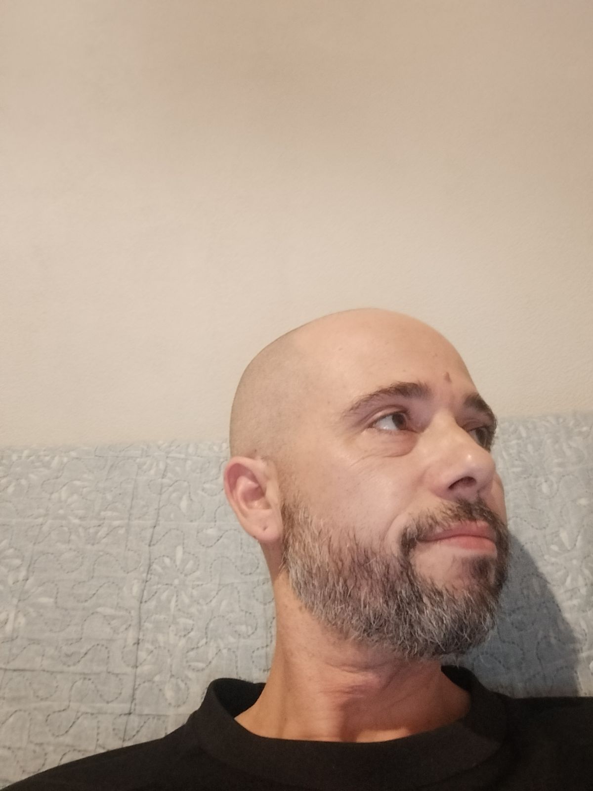 Profil de Geoffroy, 42 ans, Sex Rencontre à Wileroltigen