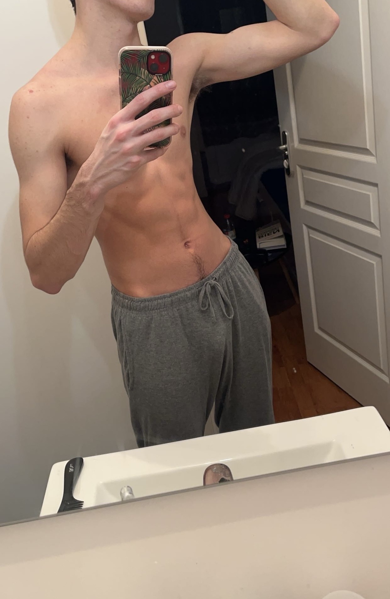 Profil de Messon, 24 ans, Sex Rencontre à Aawangen