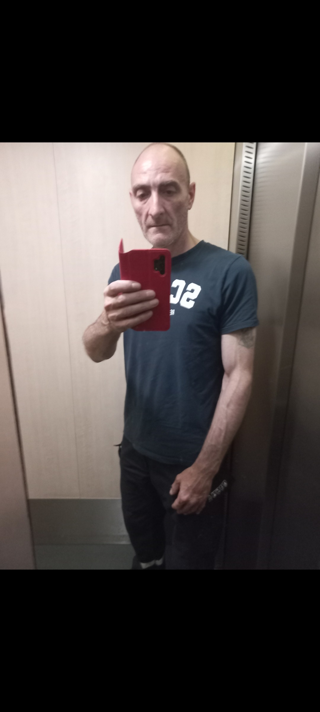 Profil de Dmitri, 48 ans, Sex Rencontre à Linescio