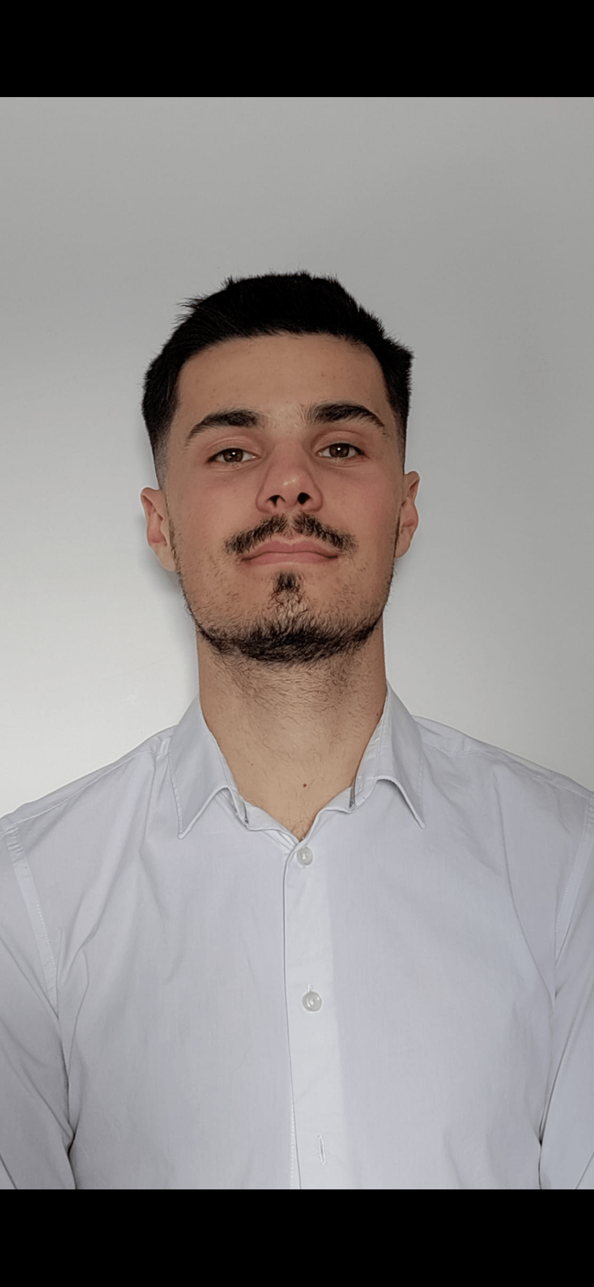 Profil de Sullivane, 21 ans, Sex Rencontre à Tschlin