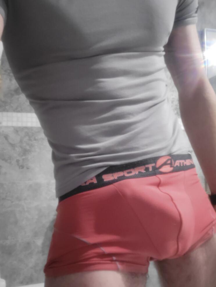 Profil de Timoleon, 40 ans, Sex Rencontre à Mühlethal