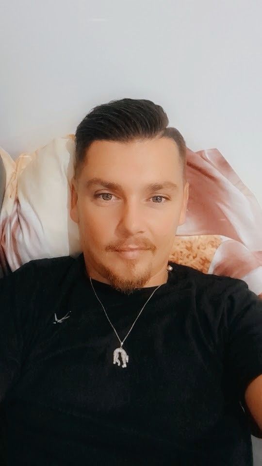 Profil de Binjamin, 33 ans, Sex Rencontre à Rivera