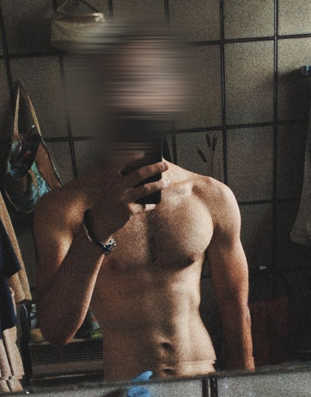 Profil de Jaad, 25 ans, Sex Rencontre à Caviano
